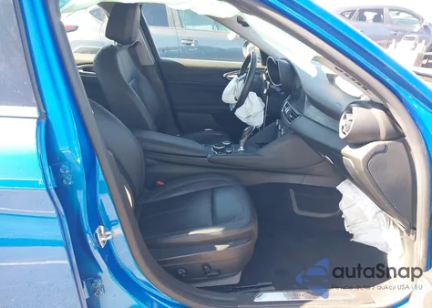 2019 Alfa Romeo Giulia Rwd z USA, uszkodzony, nr VIN ZARFAMAN1K7600079